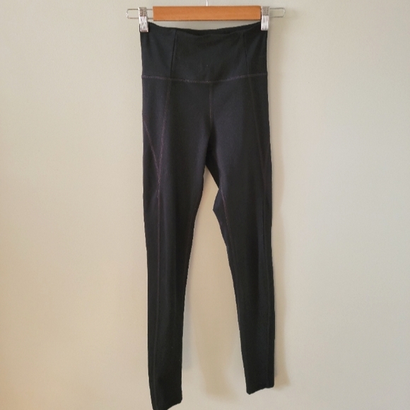 Girlfriend Collective Black Leggings - Picture 4 of 6